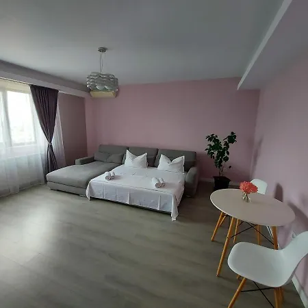 Sirius Mamaia Apartment *